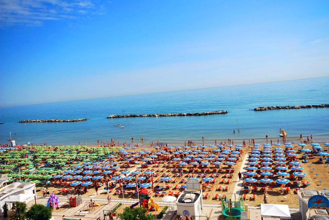 Hotel President Bellaria-Igea Marina Exteriör bild