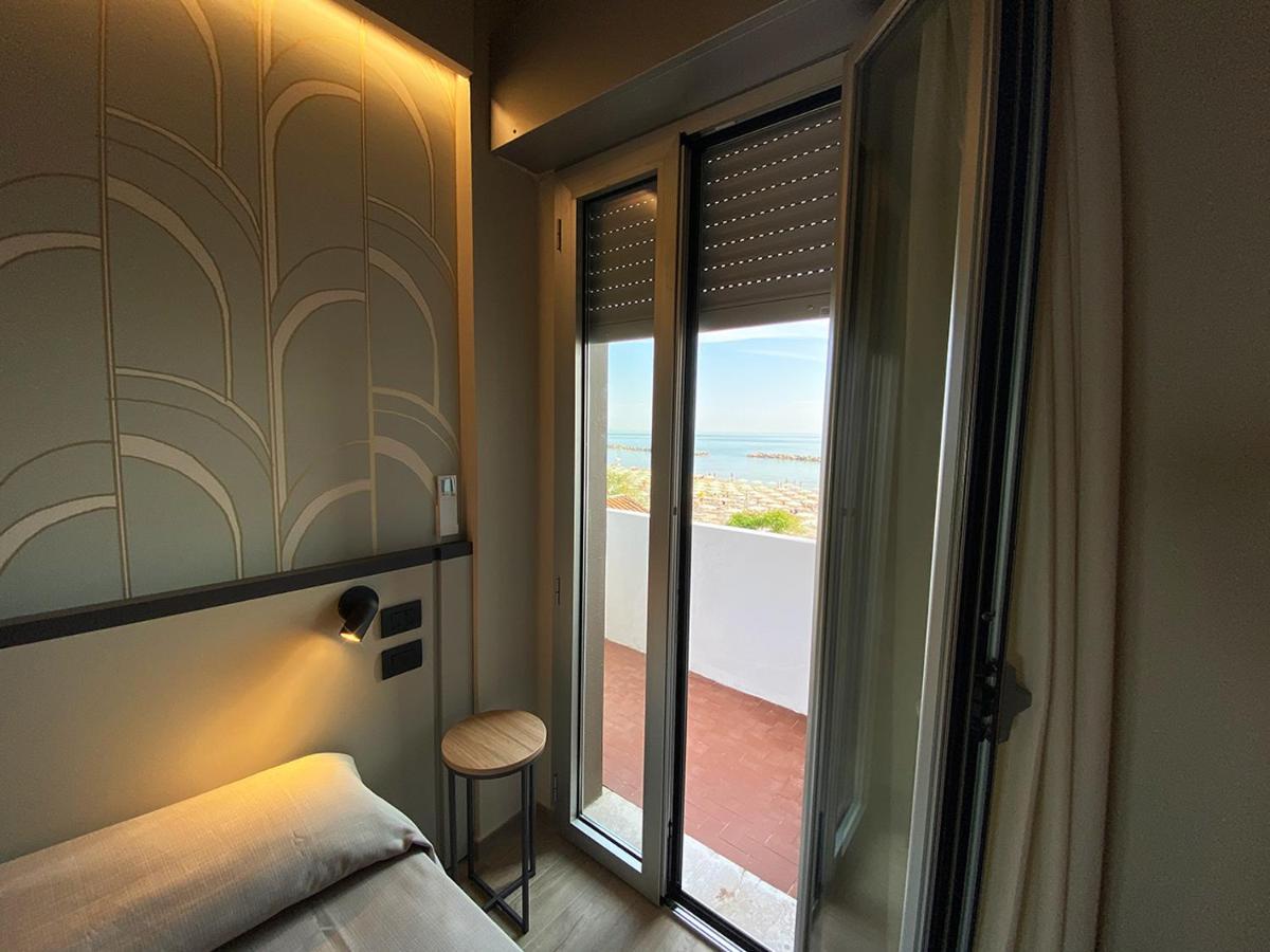 Hotel President Bellaria-Igea Marina Exteriör bild